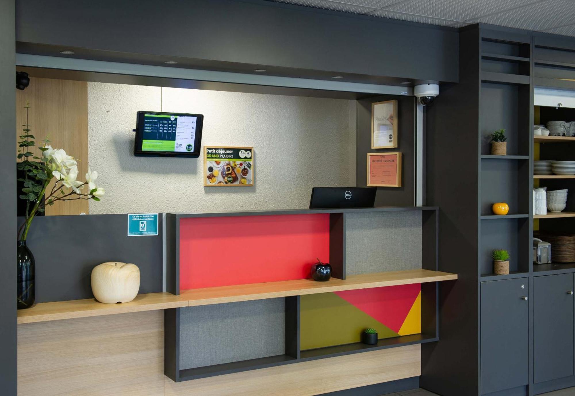 B&B Hotel Saint-Quentin Bagian luar foto